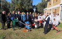 Un trattore ed altre macchine agricole  fornite dalla Provincia all'Istituto Professionale per l'Agricoltura di Rosarno