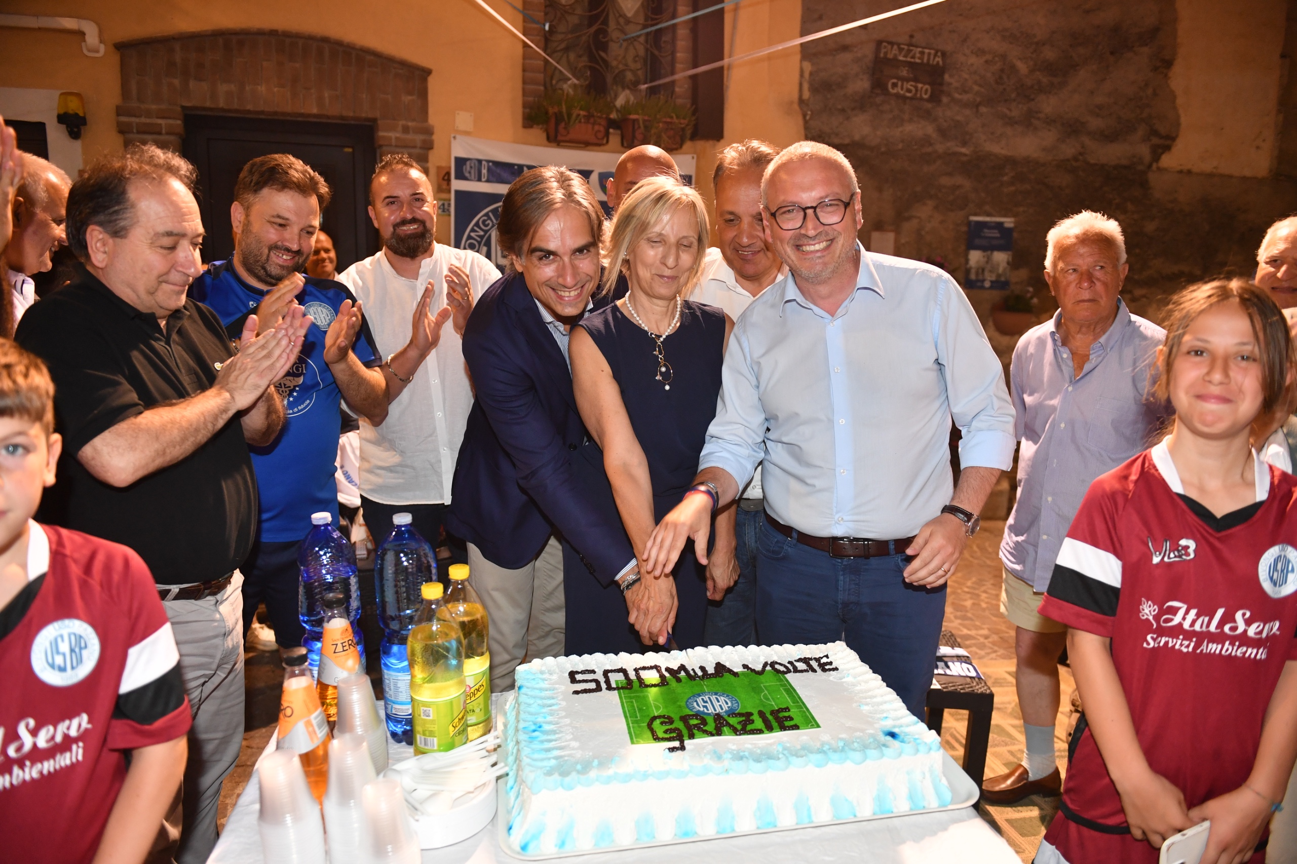 Immagine di copertina per Investimenti della Metrocity nella Vallata dello Stilaro: 500 mila euro per il campo di Bivongi, 800 mila euro per l\'auditorium�